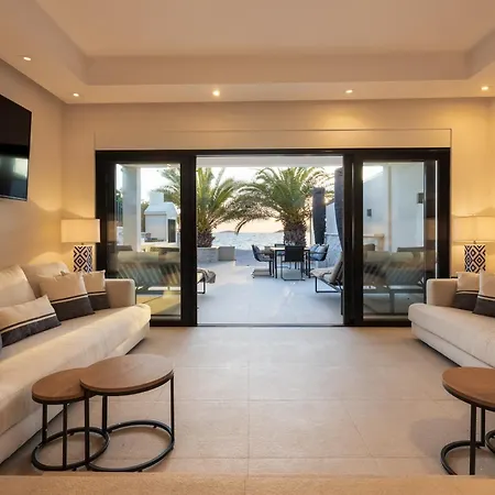 The Beachhouse - Luxury Beachfront * רוגוזניצה