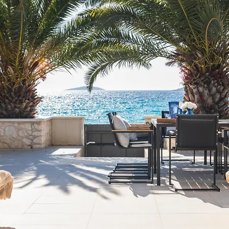 וילה The Beachhouse - Luxury Beachfront רוגוזניצה
