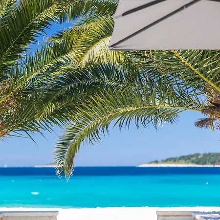 וילה The Beachhouse - Luxury Beachfront *