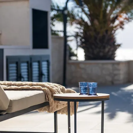 וילה The Beachhouse - Luxury Beachfront *