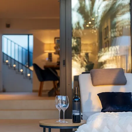 וילה The Beachhouse - Luxury Beachfront רוגוזניצה