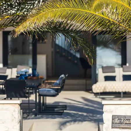 וילה The Beachhouse - Luxury Beachfront *